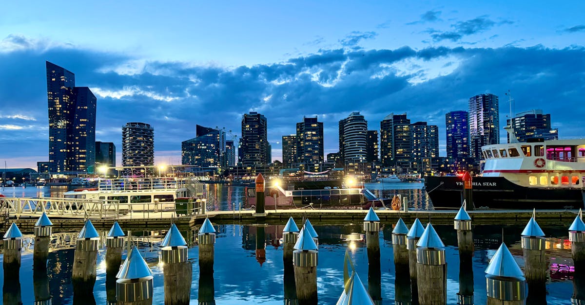 The Role of Neighbourhood Ambiance in Enhancing Indian Dining Experiences